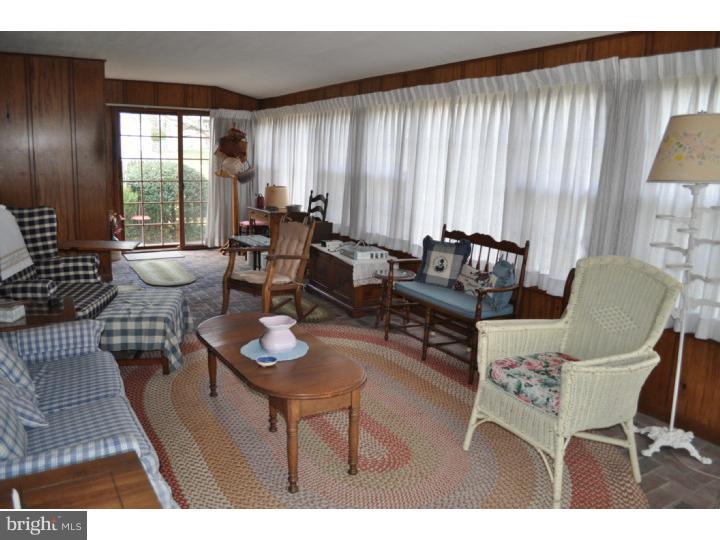2715 Prescott Road Havertown, PA 19083 - Photo 7 of 15 Family Room