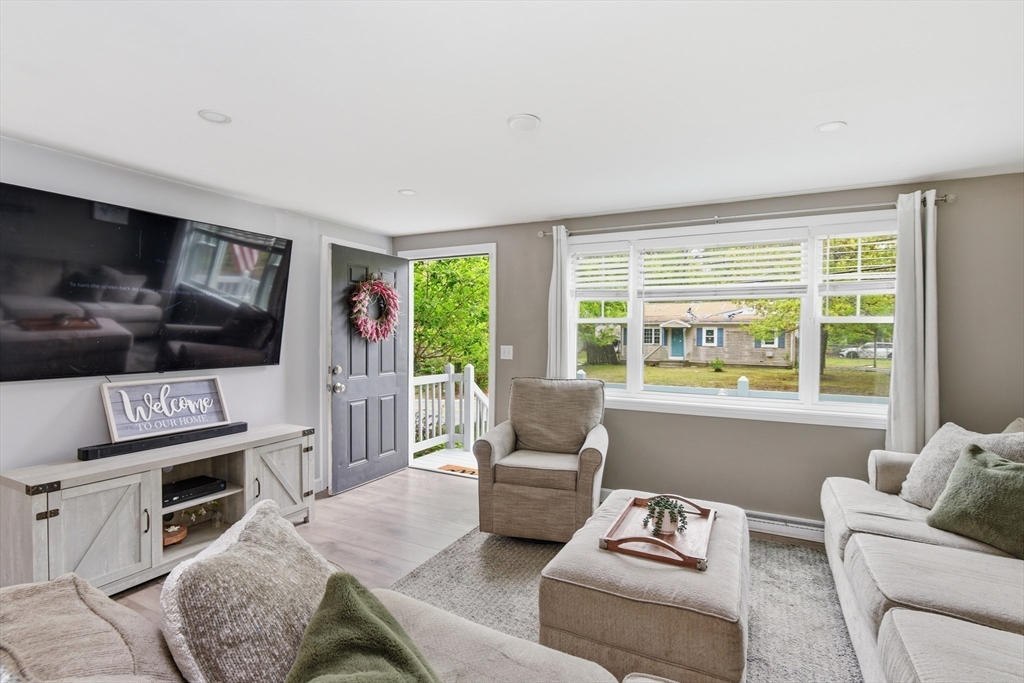 38 Barker Road East Wareham, MA 02538 - Photo 3 of 29
