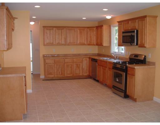 16 Aldrew Terrace Springfield, MA 01119 - Photo 3 of 13 Gallery Image 3