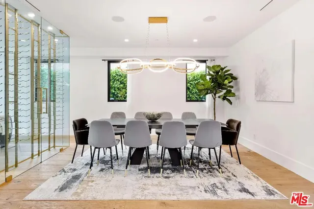 $21,000 | 6201 Lindenhurst Avenue, Los Angeles, CA 90048