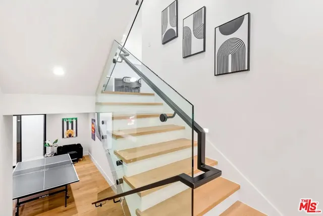 $21,000 | 6201 Lindenhurst Avenue, Los Angeles, CA 90048