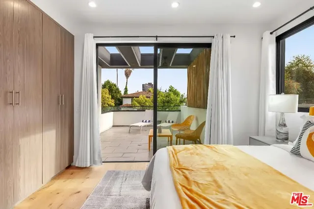 $21,000 | 6201 Lindenhurst Avenue, Los Angeles, CA 90048