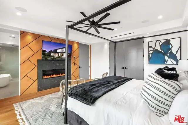 $21,000 | 6201 Lindenhurst Avenue, Los Angeles, CA 90048