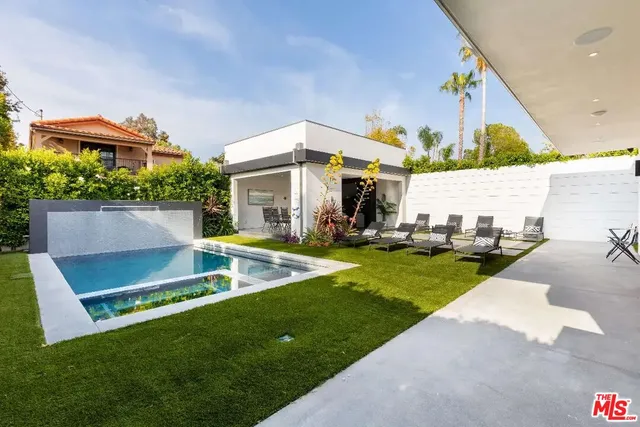 $21,000 | 6201 Lindenhurst Avenue, Los Angeles, CA 90048