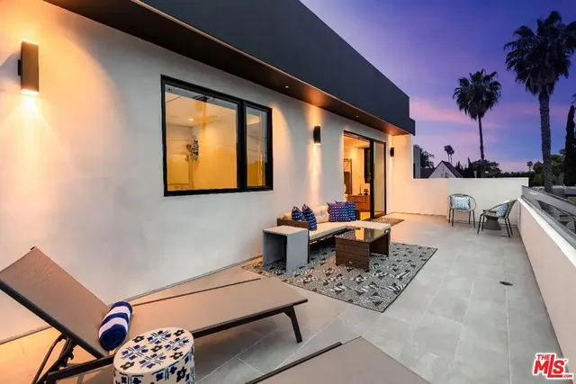 $21,000 | 6201 Lindenhurst Avenue, Los Angeles, CA 90048