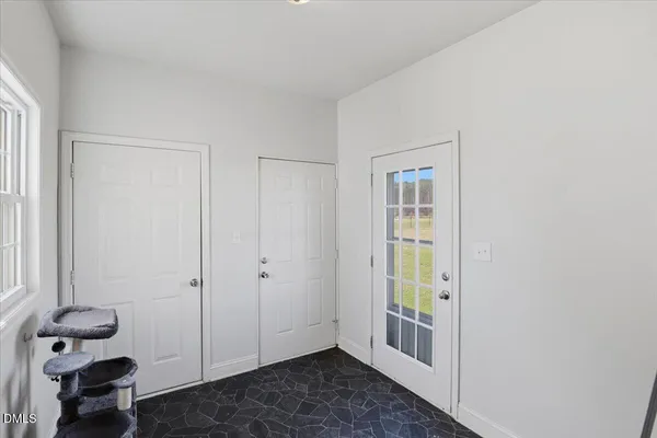 a view of entryway with window