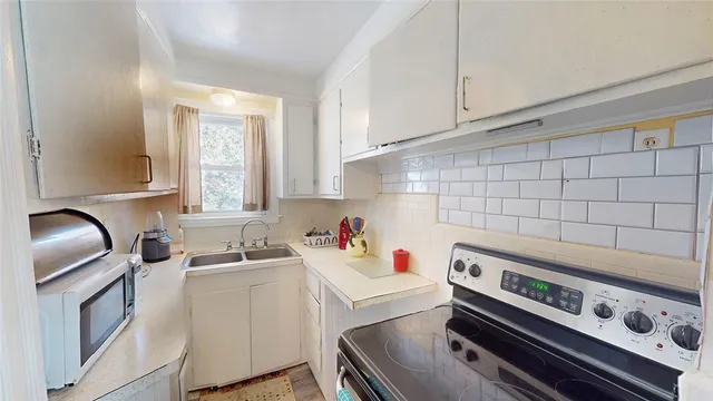 $550,000 | 43 Higgins Avenue, Providence, RI 02908