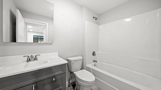 $190,000 | 1003 Institute Boulevard, Dixon, IL 61021