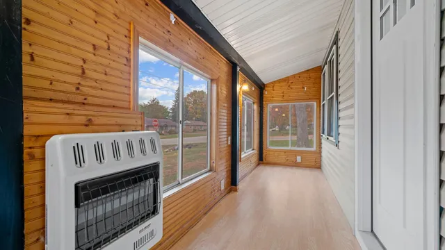 $190,000 | 1003 Institute Boulevard, Dixon, IL 61021