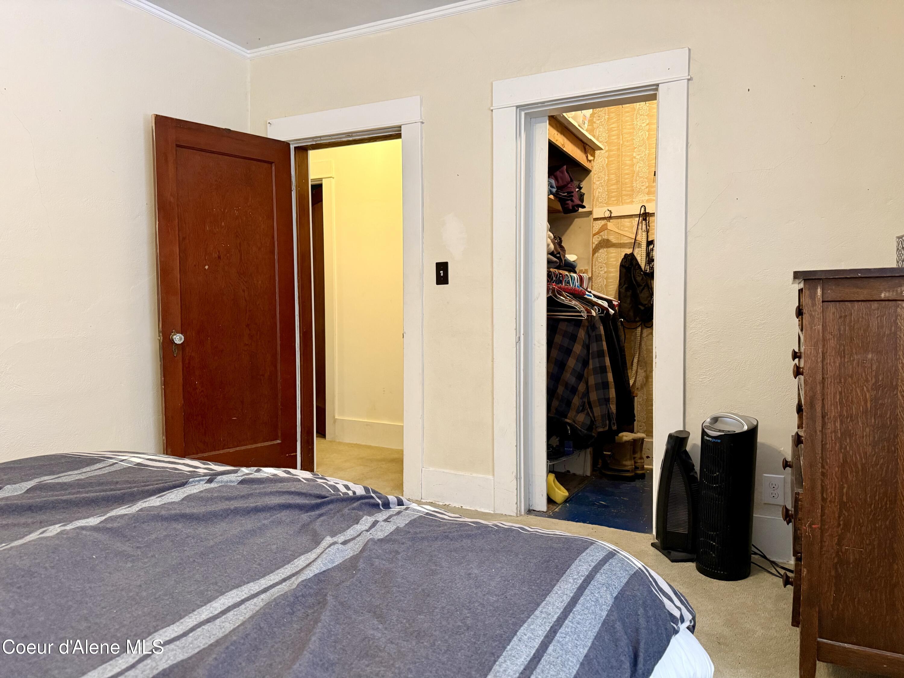 910 Main Street Wardner, ID 83837 - Photo 31 of 42 Main Floor Bedroom 1