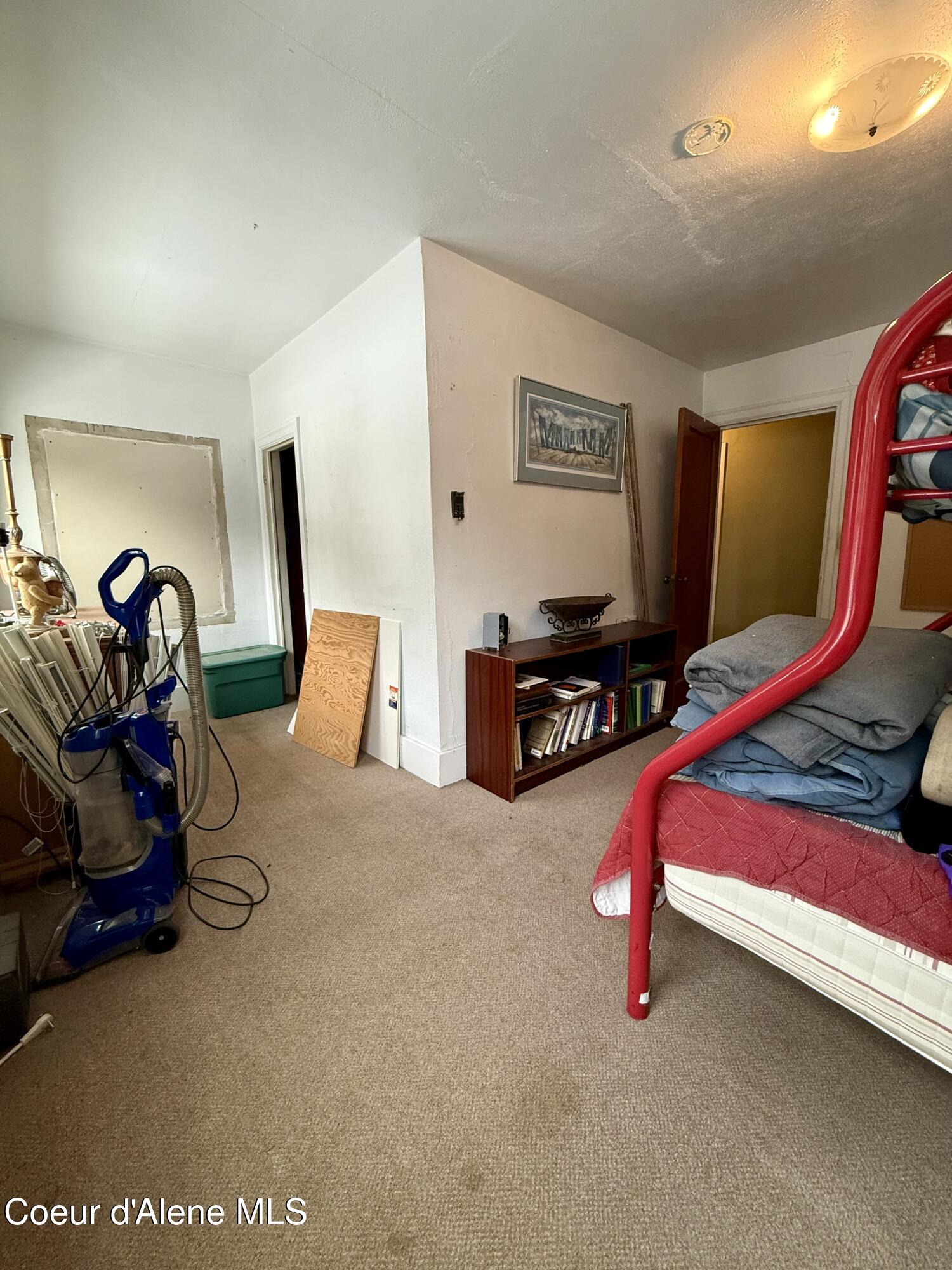 910 Main Street Wardner, ID 83837 - Photo 32 of 42 Second Floor Bedroom 4
