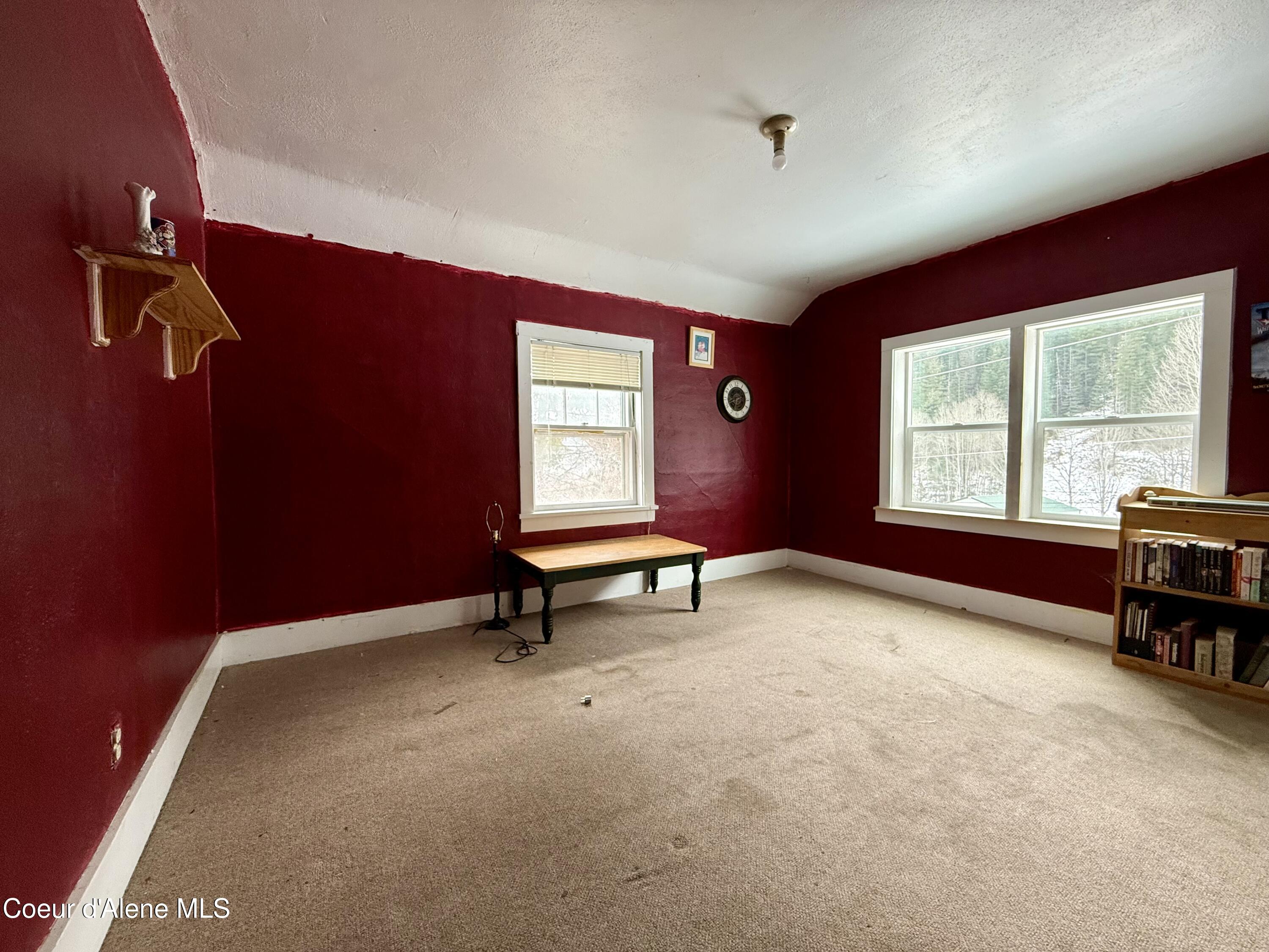 910 Main Street Wardner, ID 83837 - Photo 34 of 42 Second Floor Bedroom 6