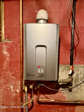 $475,000 | 910 Main Street, Wardner, ID 83837