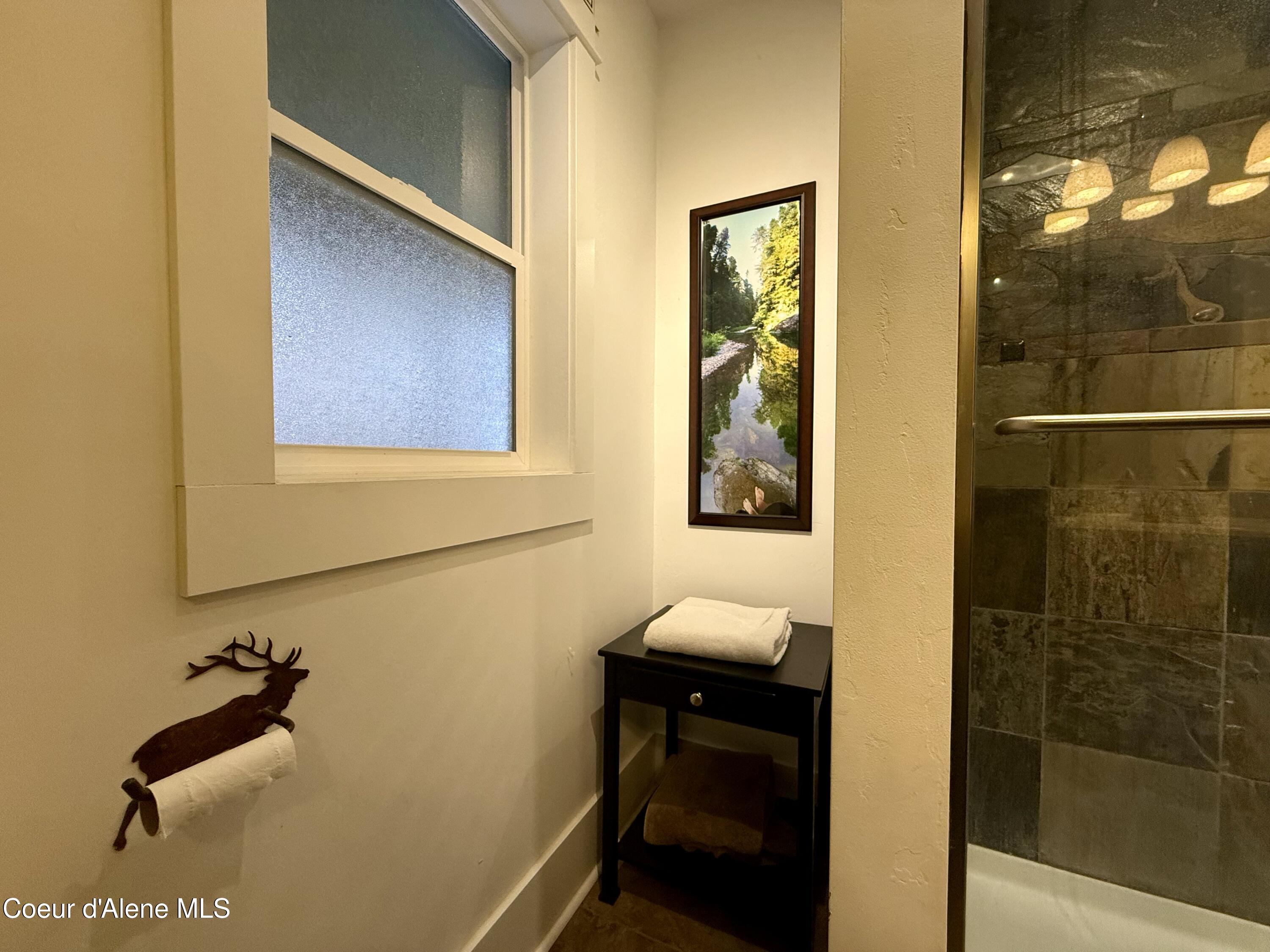910 Main Street Wardner, ID 83837 - Photo 9 of 42 Main Floor Bathroom