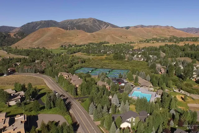 $2,695,000 | 109 Angani Way, Unit 15, Sun Valley, ID 83353