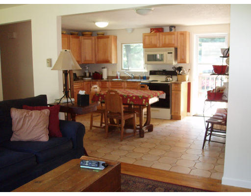 123 Sierra Vista Road Springfield, MA 01128 - Photo 3 of 7