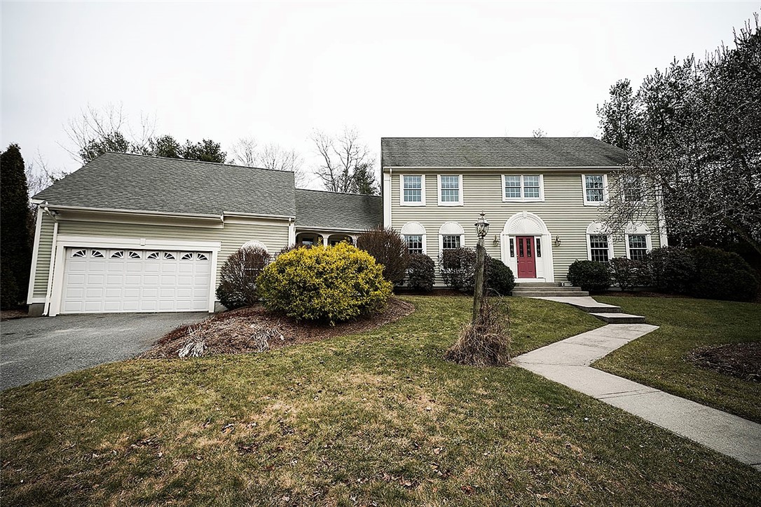 16 Frederick Lane Cumberland, RI 02864 - Photo 3 of 23