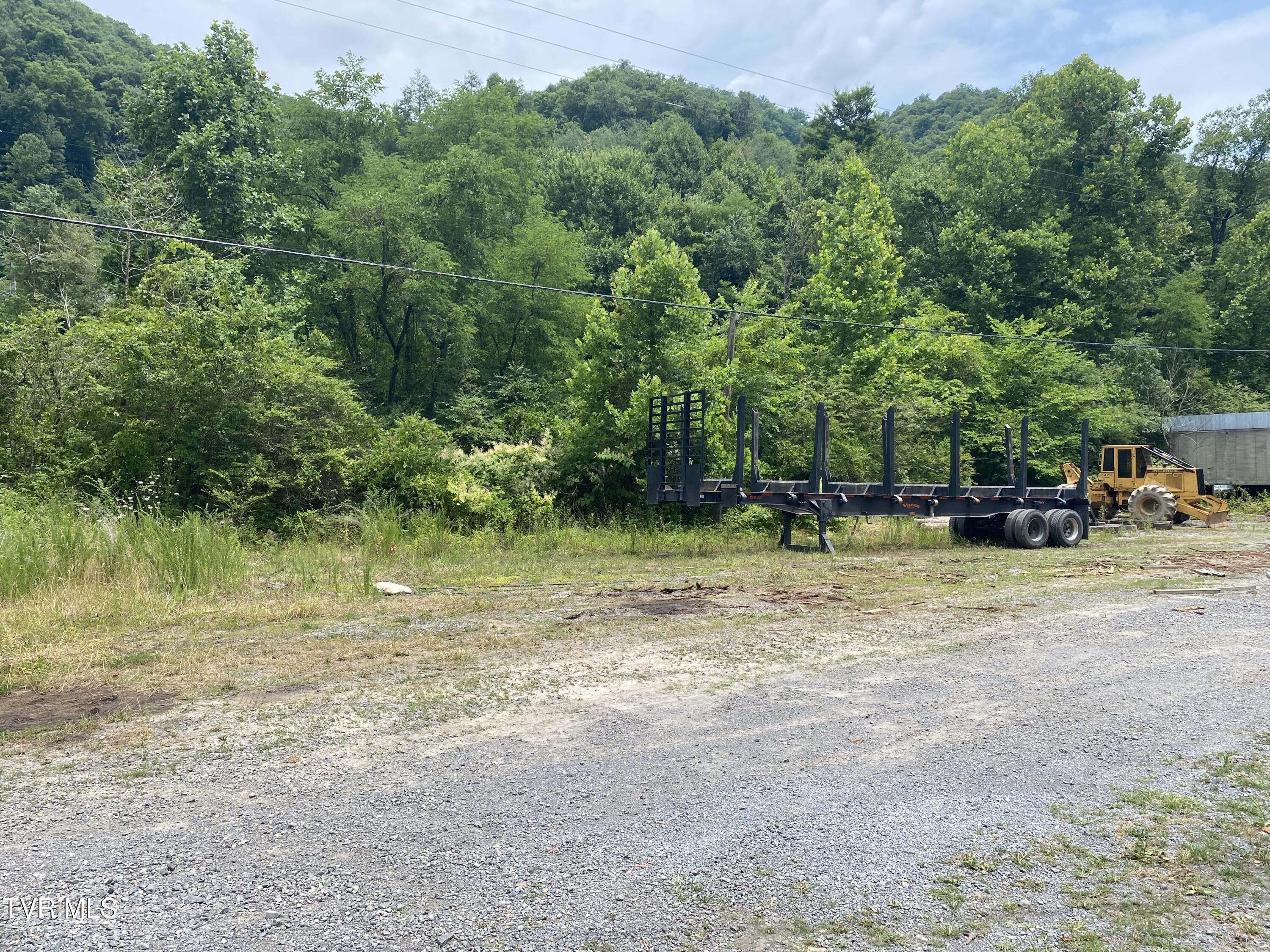 0 Dry Fork Road Vansant, VA 24656 - Photo 4 of 18 IMG_9489