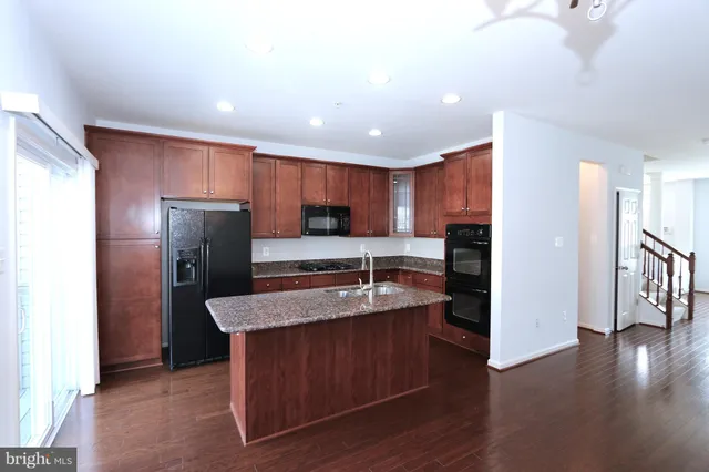 $2,850 | 128 Lullaby Court, Germantown, MD 20874