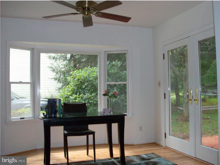110 Dewalt Road Newark, DE 19711 - Photo 13 of 16 Sun Room