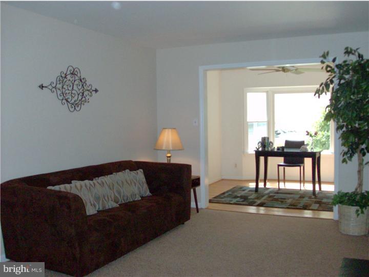 110 Dewalt Road Newark, DE 19711 - Photo 5 of 16 Family Room