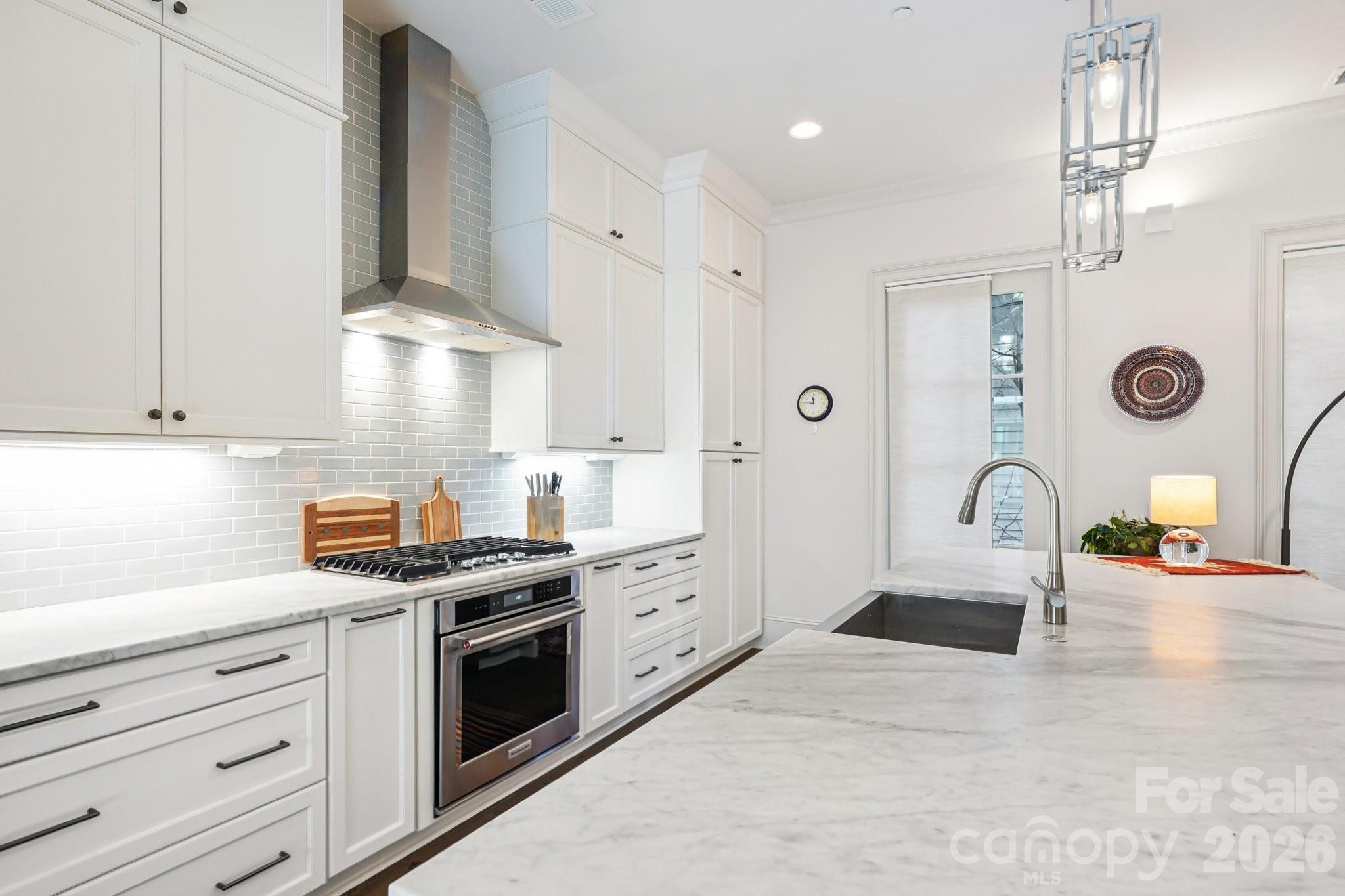 1708 Lombardy Circle, Unit E Charlotte, NC 28203 - Photo 7 of 33