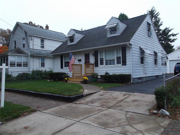 127 Oklahoma Street Springfield, MA 01104 - Photo 1 of 22 Gallery Image 1