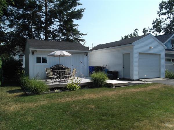 127 Oklahoma Street Springfield, MA 01104 - Photo 3 of 22 Gallery Image 3