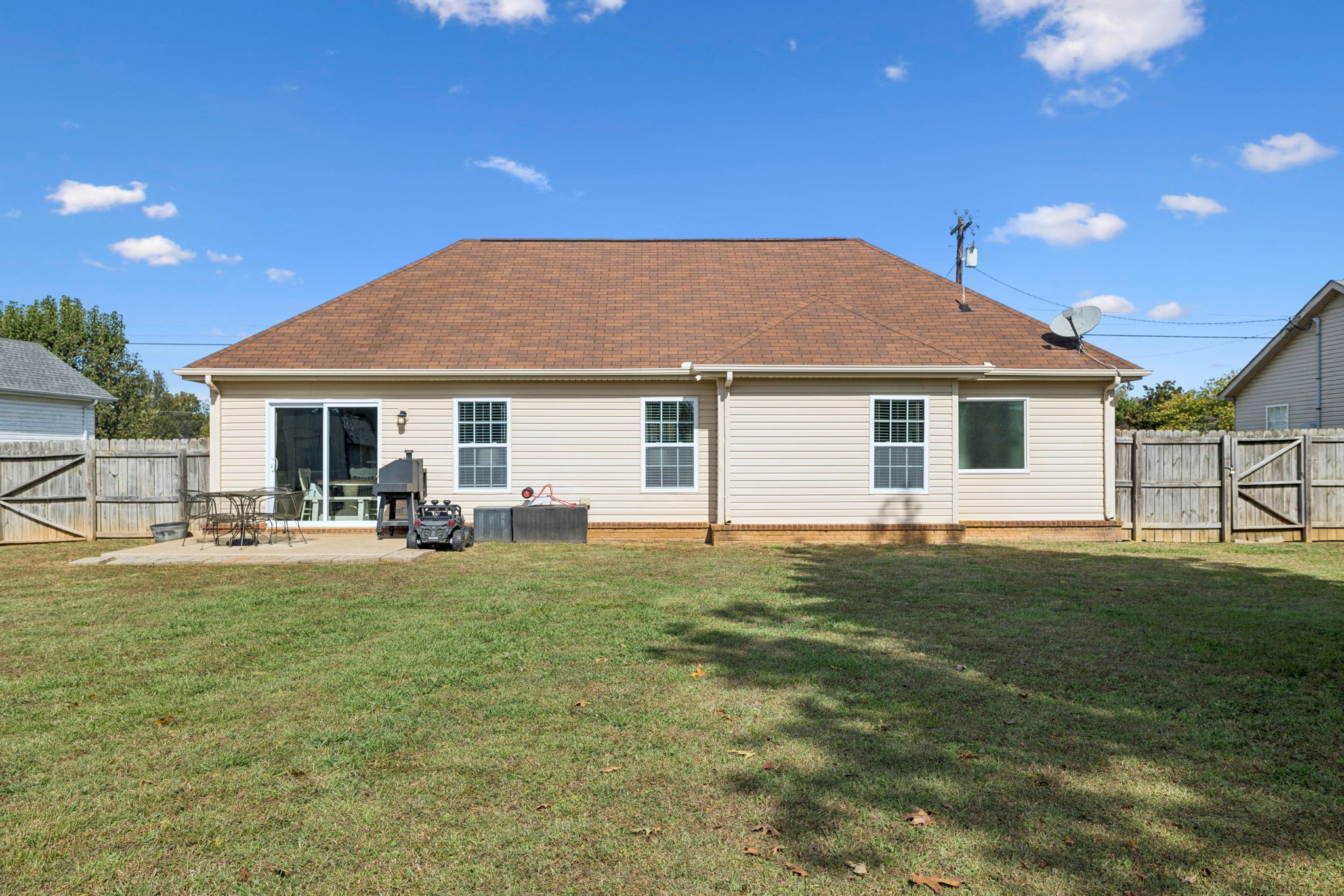 1169 Mantle Way Murfreesboro, TN 37129 - Photo 39 of 45 a view of a house with backyard and sitting area