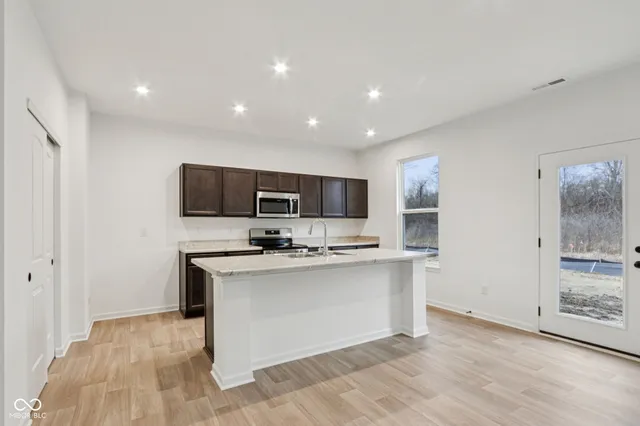 $284,999 | 2036 Black Oak Drive, Shelbyville, IN 46176