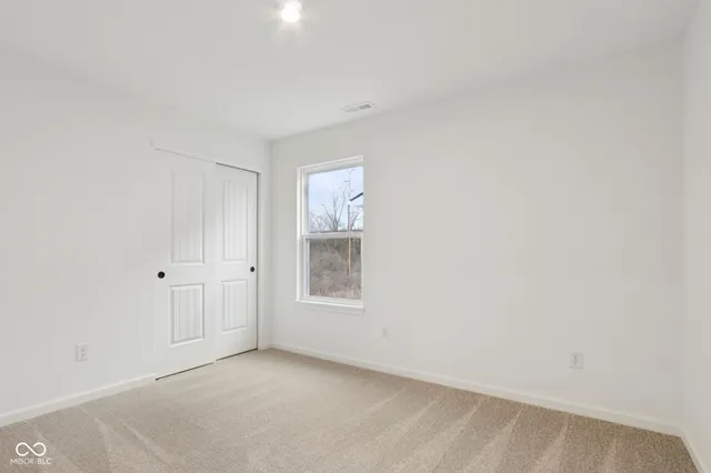 $284,999 | 2036 Black Oak Drive, Shelbyville, IN 46176