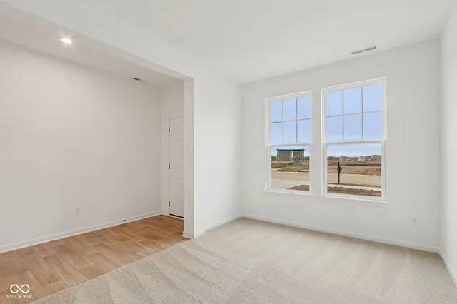 $284,999 | 2036 Black Oak Drive, Shelbyville, IN 46176