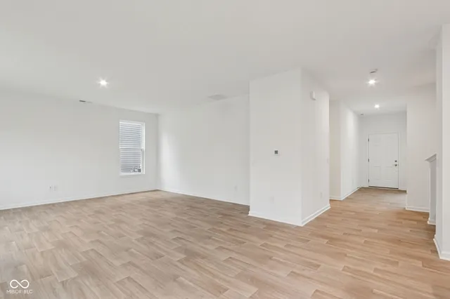 $284,999 | 2036 Black Oak Drive, Shelbyville, IN 46176