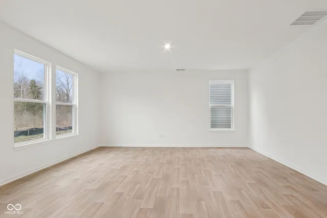 $284,999 | 2036 Black Oak Drive, Shelbyville, IN 46176