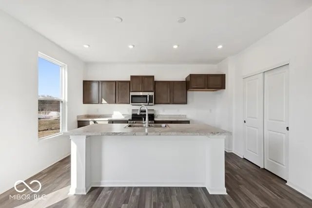 $289,999 | 2036 Black Oak Drive, Shelbyville, IN 46176