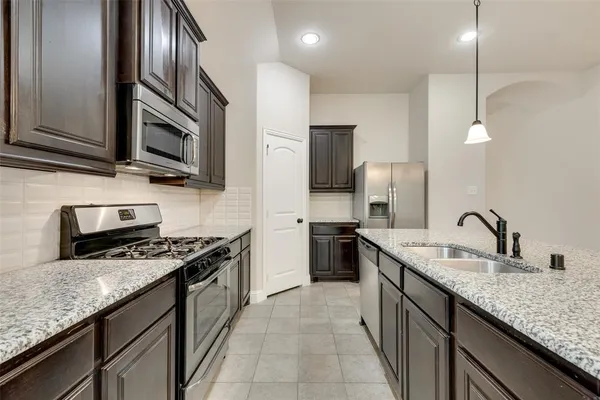 $2,450 | 766 Ruffian Way, Fate, TX 75087