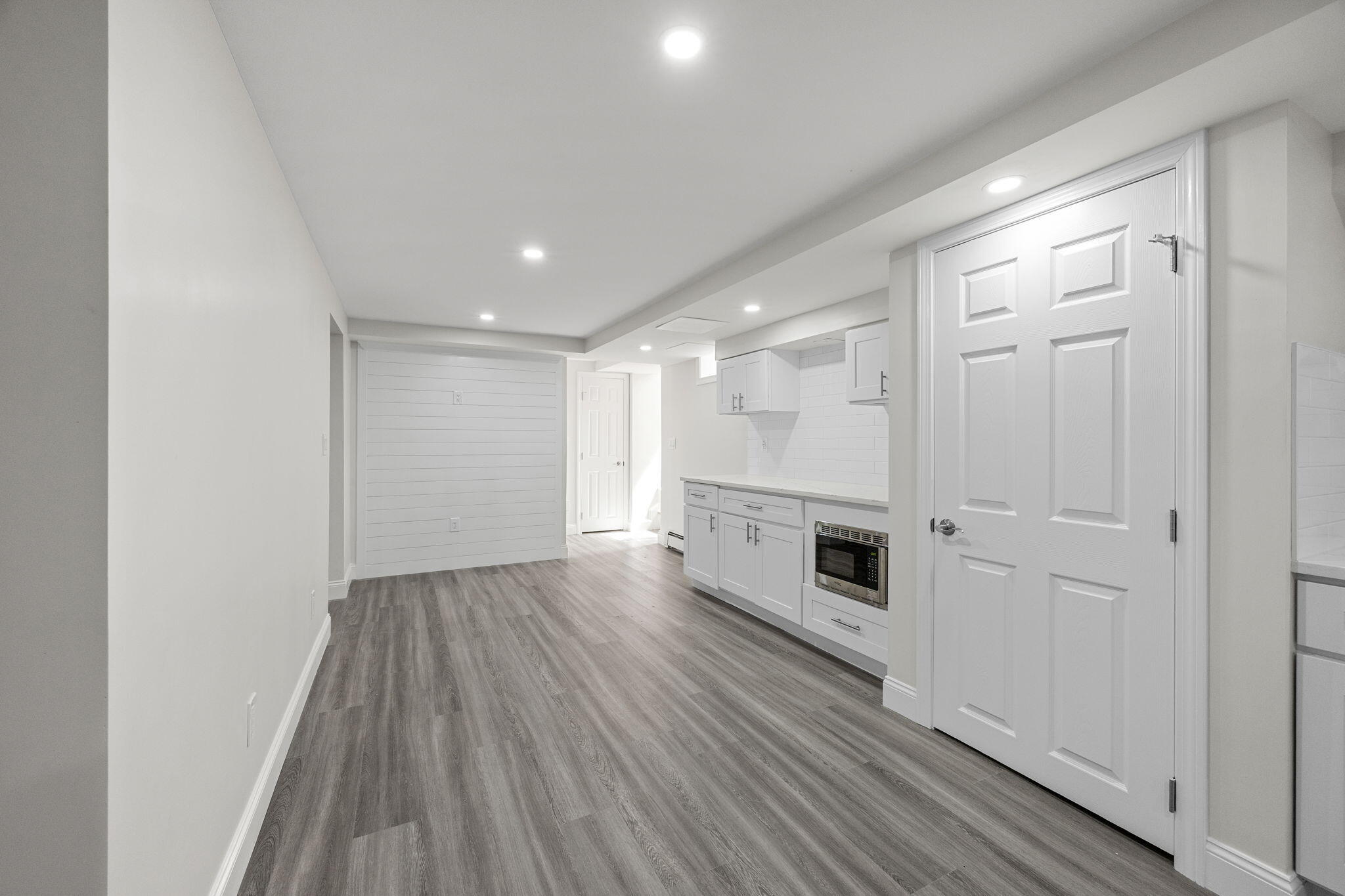 28 Vandermint Lane Hyannis, MA 02601 - Photo 33 of 47 a view of a livingroom with wooden floor