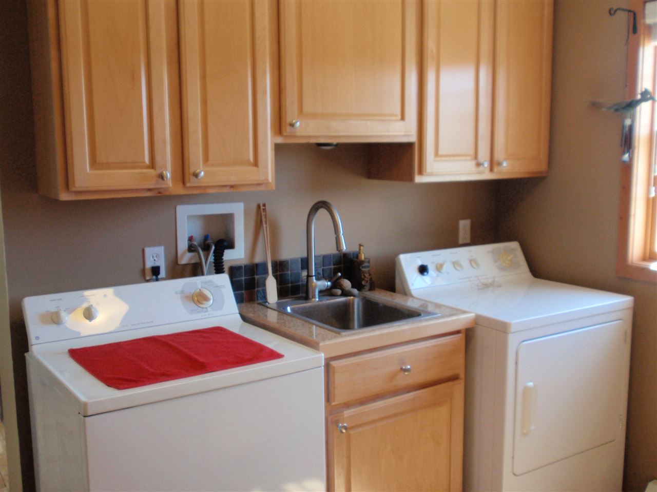 10822 South Fritz Road Maple City, MI 49664 - Photo 12 of 34 1814929-11.JPG
