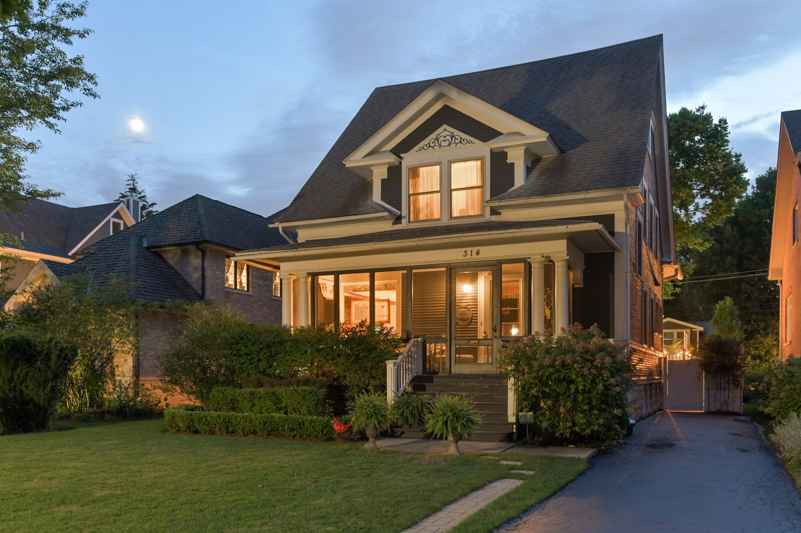 314 Gale Avenue River Forest, IL 60305 - Photo 3 of 3 a front view of a house with a yard