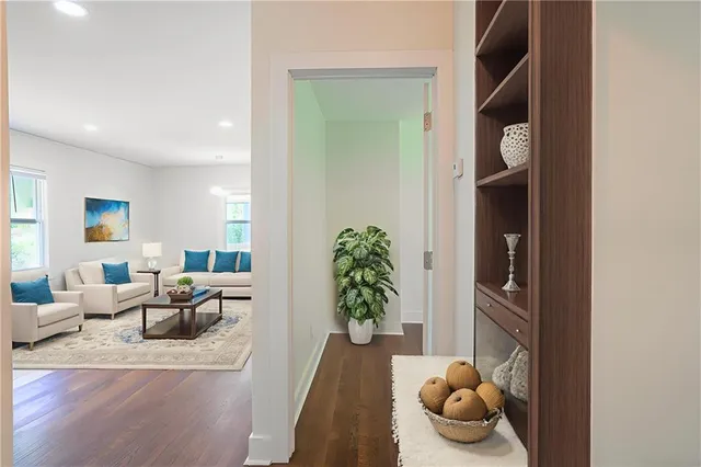 $2,100 | 2107 Garden Circle, Decatur, GA 30032