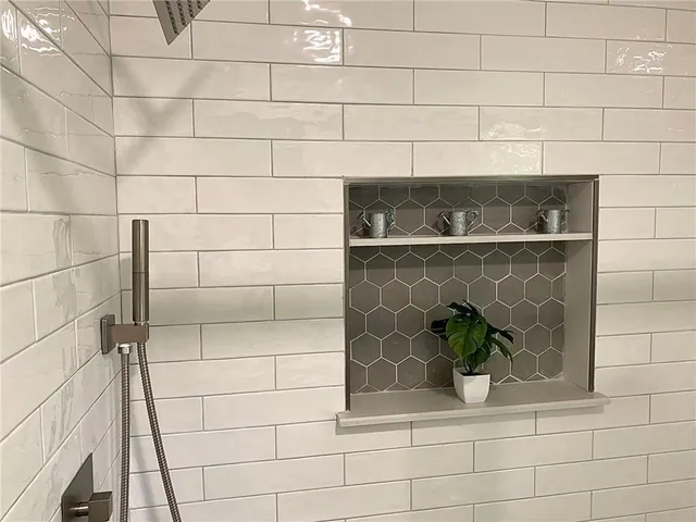 $2,100 | 2107 Garden Circle, Decatur, GA 30032