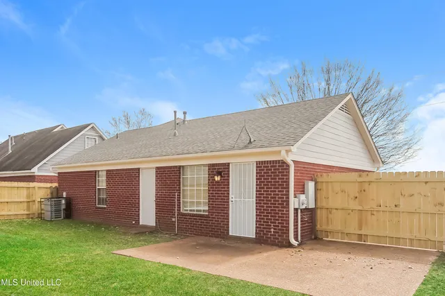 $1,475 | 4238 Shadow Glen Drive, Horn Lake, MS 38637