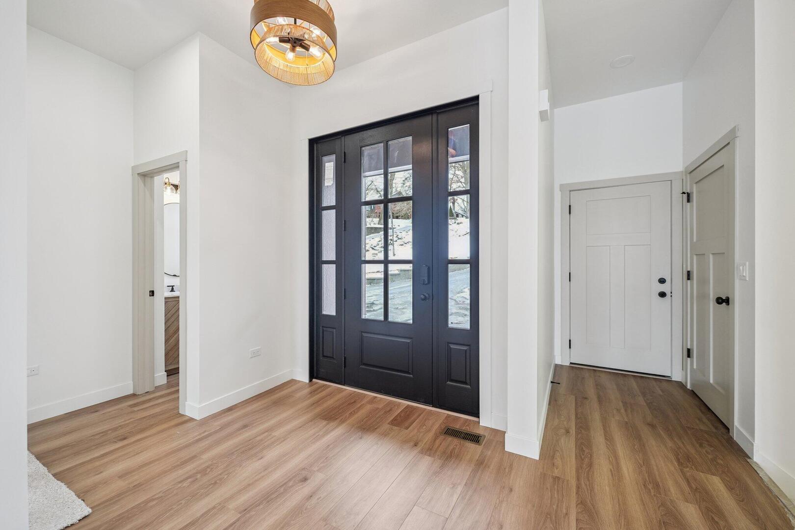 298 Apache Trail Lake In The Hills, IL 60156 - Photo 16 of 21