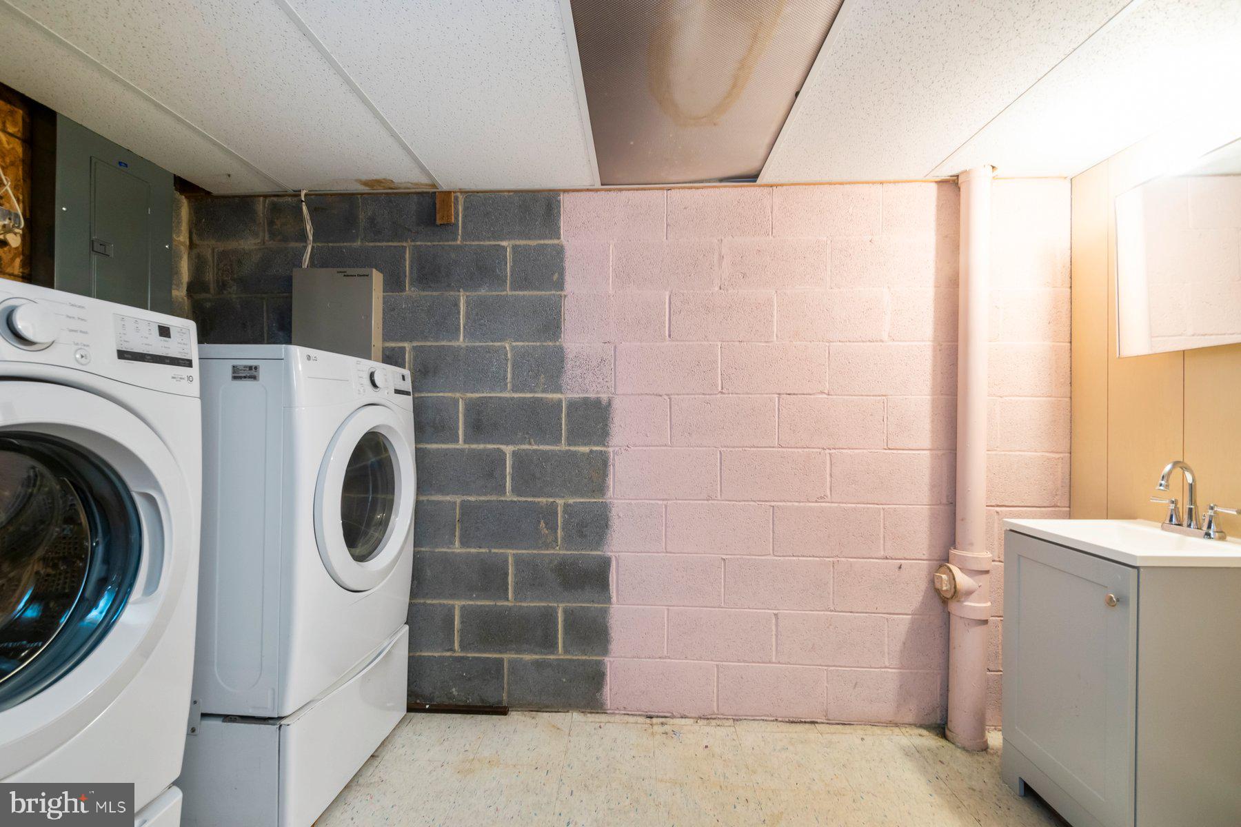 835 Showell Court Baltimore, MD 21202 - Photo 23 of 25