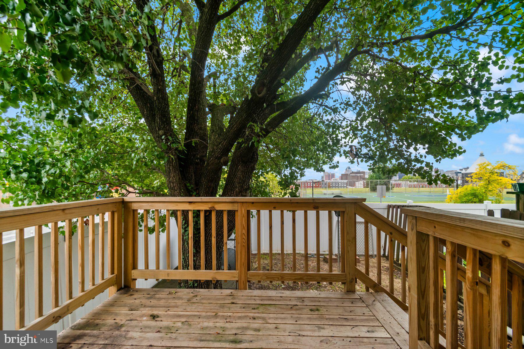 835 Showell Court Baltimore, MD 21202 - Photo 5 of 25