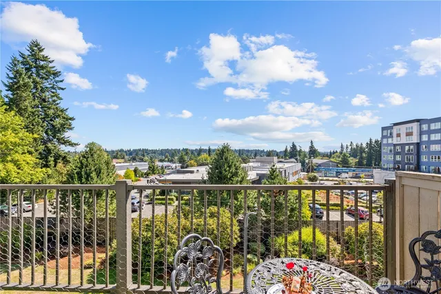 $310,000 | 8017 234th Street Southwest, Unit 325, Edmonds, WA 98026