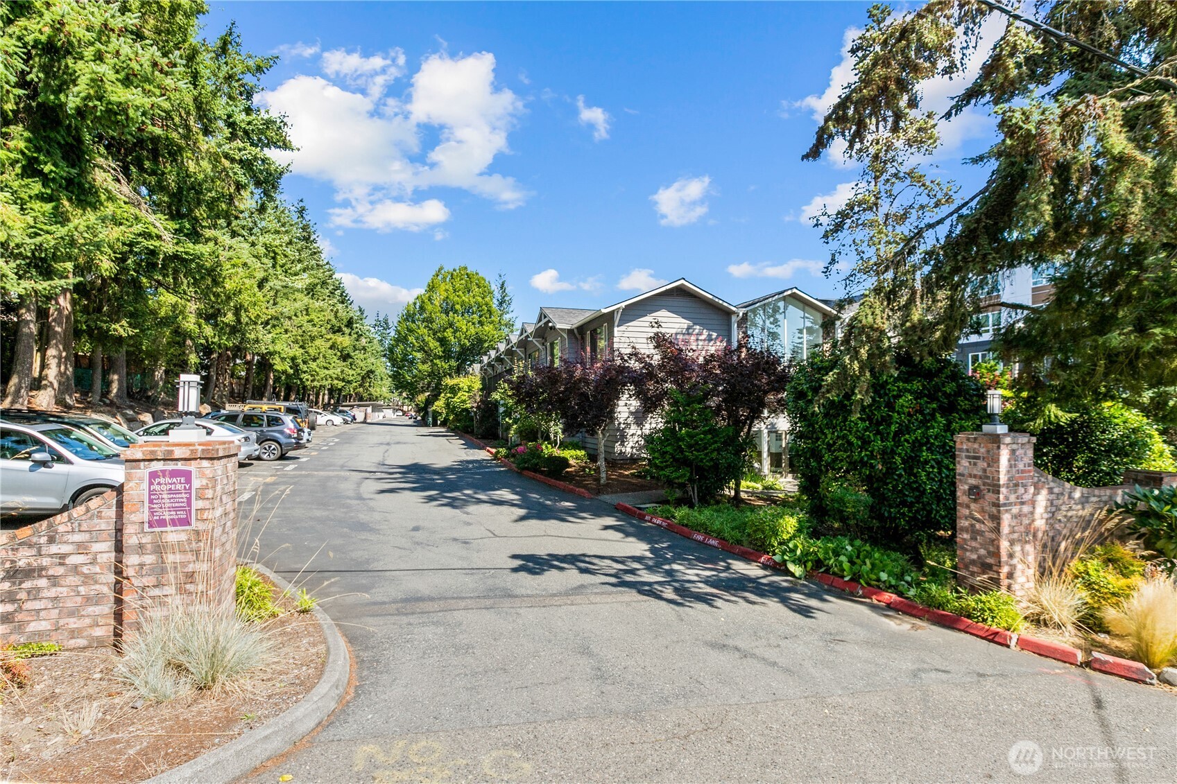 8017 234th Street Southwest, Unit 325 Edmonds, WA 98026 - Photo 2 of 28