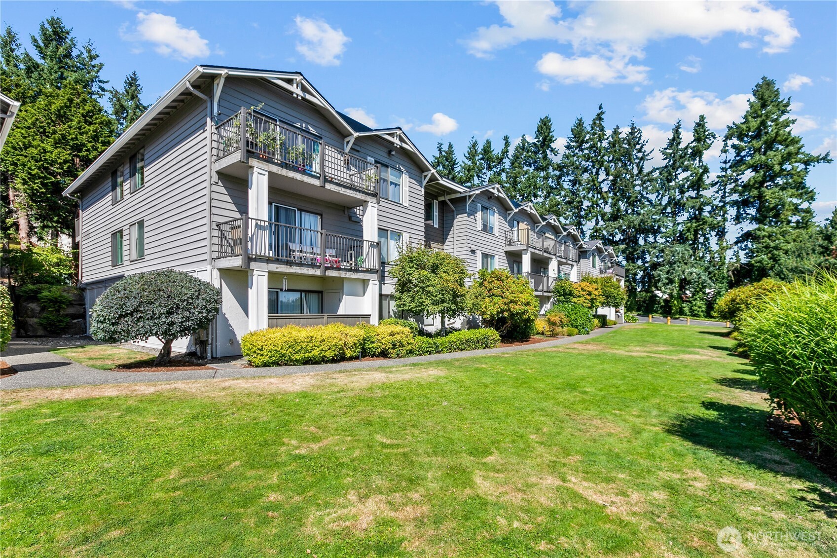 8017 234th Street Southwest, Unit 325 Edmonds, WA 98026 - Photo 24 of 28