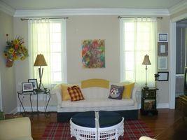 11 Hawthorne Valley Road Slatyfork, WV 26291 - Photo 26 of 35 Lock-off living room