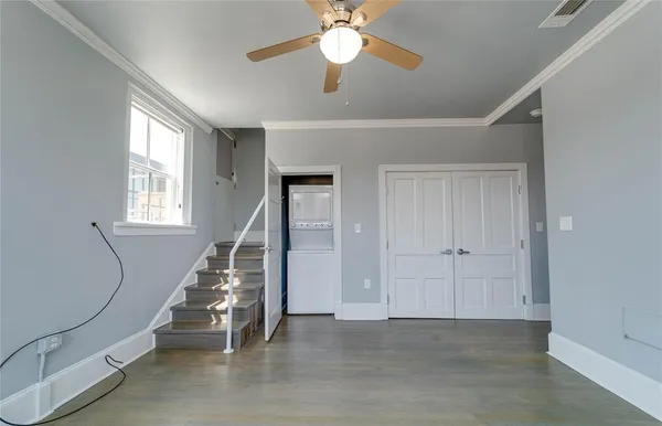 $2,150 | 703 West Magnolia Avenue, Unit 201, Fort Worth, TX 76104